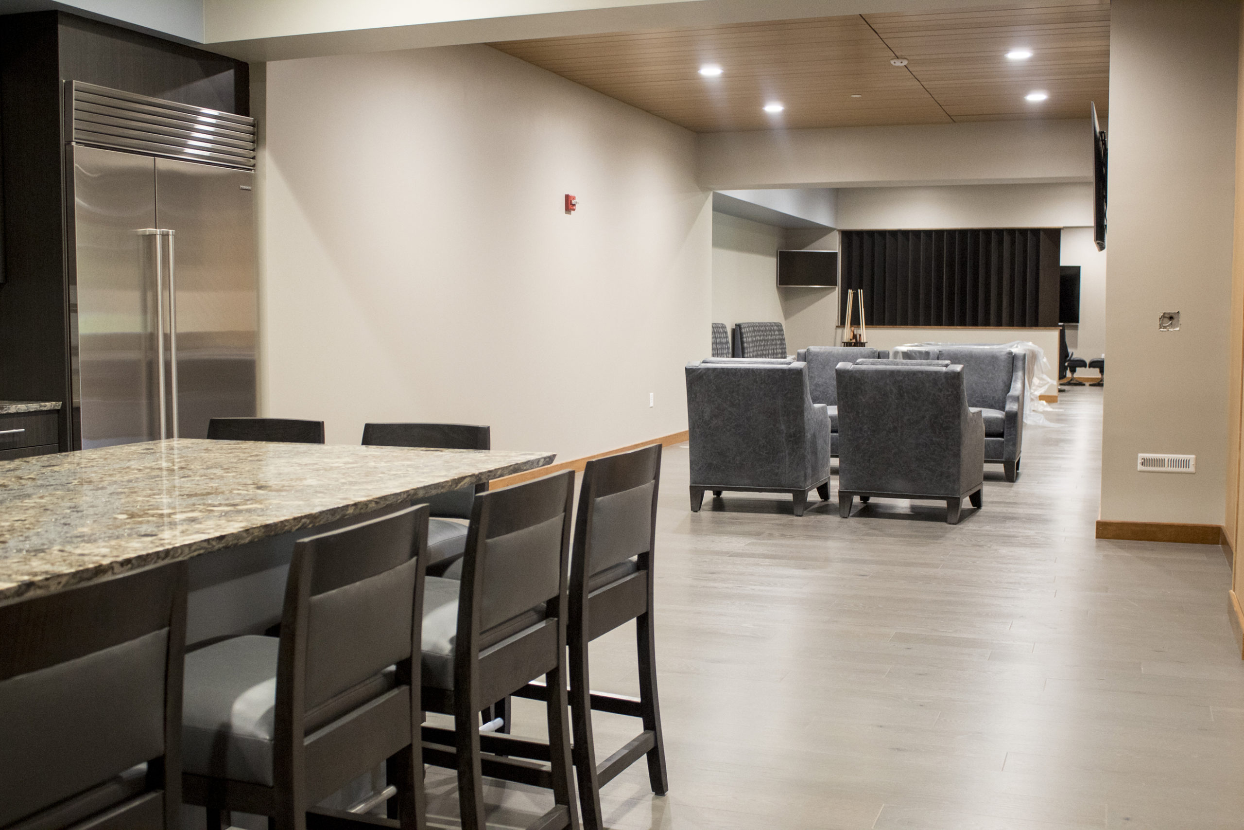 Executive Kitchen and Lounge